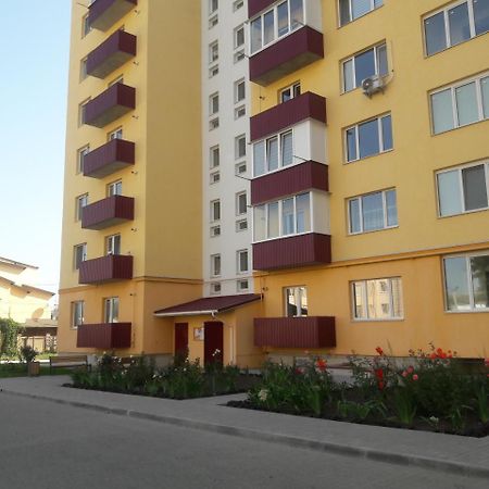 Apartments Koryatovichi Street Kamianets Podilskyi Bagian luar foto