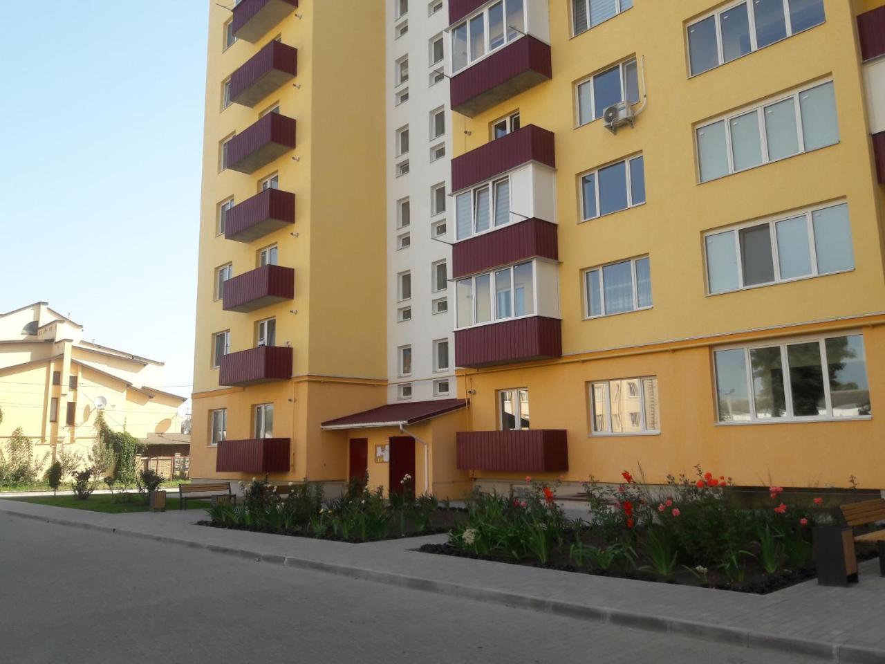 Apartments Koryatovichi Street Kamianets Podilskyi Bagian luar foto